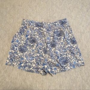 H&M blue and tan floral shorts